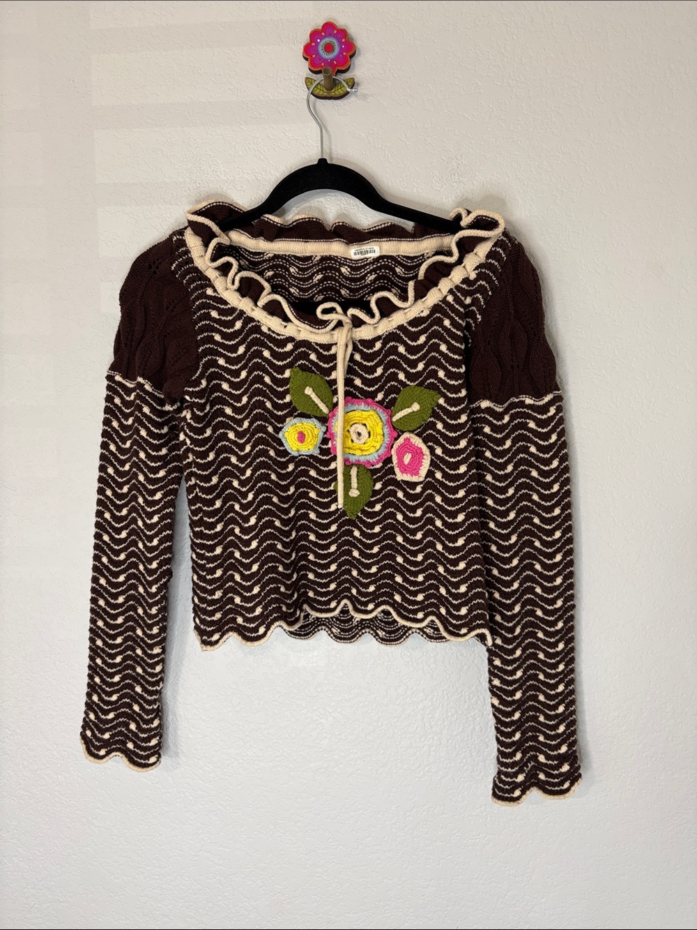 Y2K Zig Zag Brown Floral Long Sleeve Cropped Sweater Universal Studio Costume